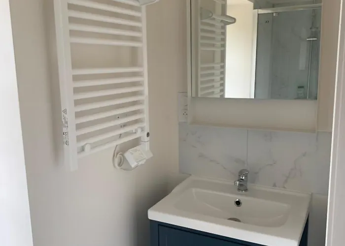 Cosy Chatelet Eyliac